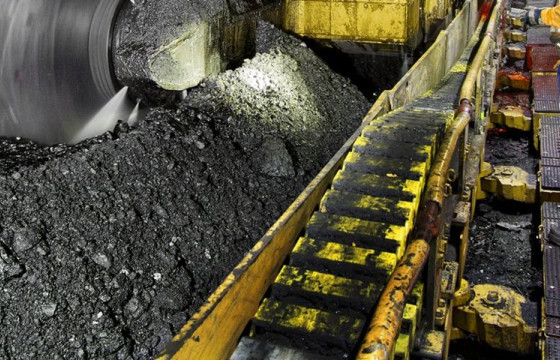 БНХАУ, Австралийн далайн боомтод коксжих нүүрсний үнэ өсжээ