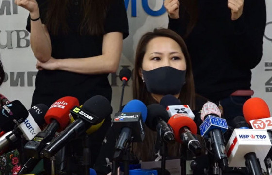 Тээвэрчдийн ар гэрийнхэн: Жолооч нарыг хил нэвтрүүлэх саналд хариу өгөхгүй бол бид жагсана