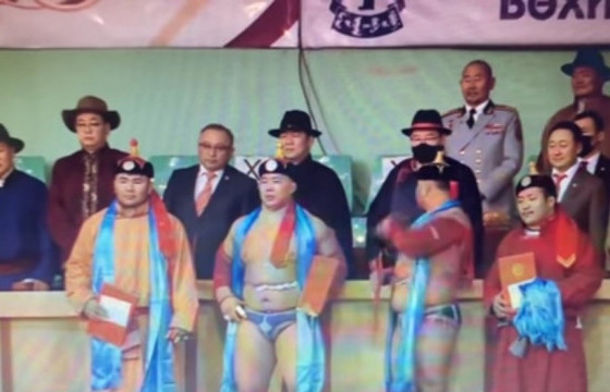 Улсын гарьд М.БАДАРЧ: Зурагчин Г.Занданшатар даргад 