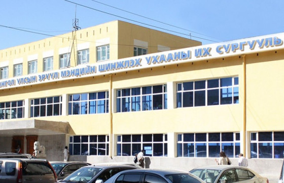 АШИУС-ийн 231 мэргэшигч эмчийг нэмэлтээр дайчлан ажиллуулна