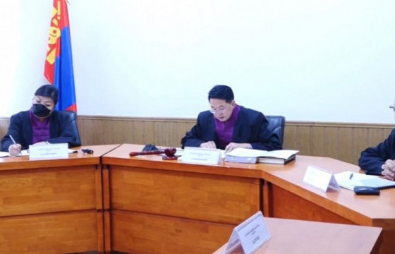 Шүүгч Х.Идэр, Д.Отгонбаатар нарыг албан тушаалаас нь чөлөөлж, З.Болдбаатарын цалинг зургаан сараар хасжээ
