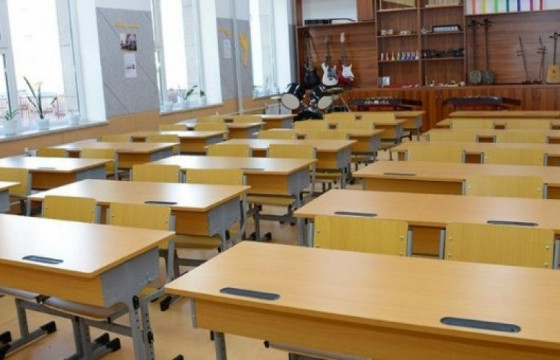 Танхимаар хичээллэх эсэхийг Засгийн газар шийднэ