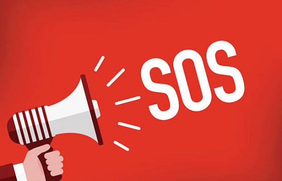 Нэг настай охиныг ээжийнх нь ах зодож, гудамжинд  хаяжээ 