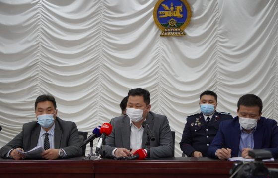 ЗТЯ: Замын-Үүдээр 888 чингэлэг ачаа татан авчээ