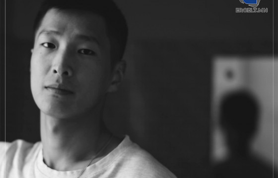 Г.МӨНХ-ОД:  Гэрэл зураг бол урсаж байгаа амьдралаас аль нэг хэсгийг нь эмтэлж аваад үлдээж байгаа явдал