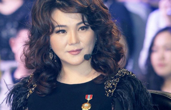 МУГЖ Т.Ариунаа хүүхдийн элчийн ажлаа хүлээлгэн өгчээ