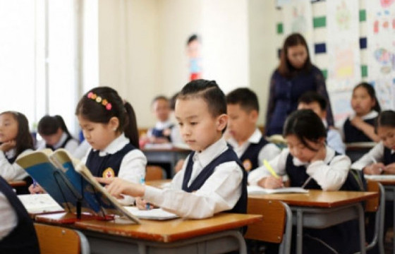 НБГ: Ирэх долоо хоногоос сургуулиудын цагийн хуваарийг өөрчилнө