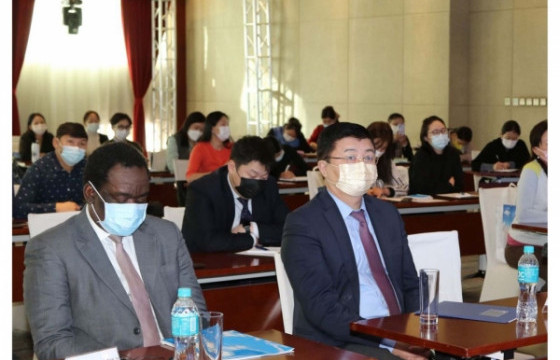 Цэцэрлэг, сургуулийн хичээлийг тасралтгүй зохион байгуулахад эцэг, эх , асран хамгаалагчдын оролцоо дэмжлэг хэрэгтэй