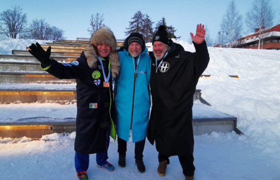 Олон улсын хэмжээний мастер Ш.Даваадорж өвлийн усанд сэлэлтийн АШТ-нээс дөрвөн медаль хүртлээ