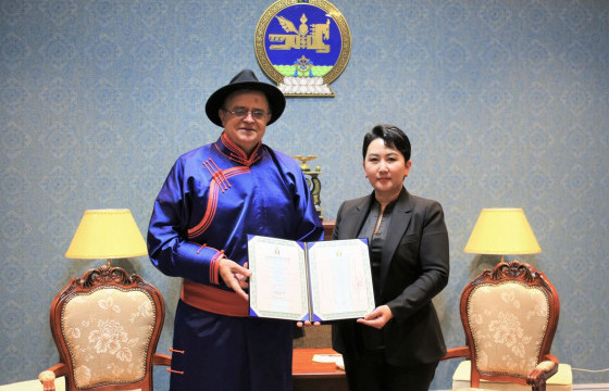 Давиде Беллаталлад Монгол Улсын Соёлын элчээр сонгож гэрчилгээг гардуулан өглөө