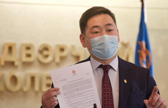 МҮЭХ-НЫ ЕРӨНХИЙЛӨГЧ С.ЭРДЭНЭБАТ: Сүүлийн жил гаруйн хугацаанд цалин хөлс нэмэгдээгүй