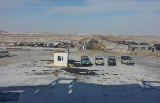 Зүүнбаян-Хангийн төмөр замын ажил үргэлжилж байна