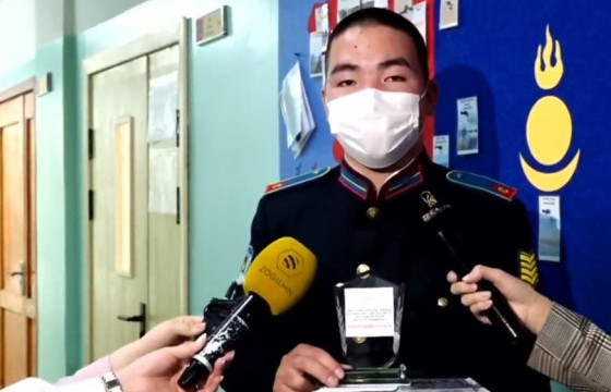 Д.ХҮЧИТБААТАР: Нийслэлийн тэргүүний сурагчаар шагнуулах гавьяа байгуулсандаа бахархаж байна