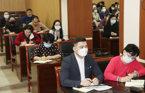 Сүхбаатар дүүрэгт “Хүүхэд эрхэм хэрэглэгч” сургалтыг зохион байгуулжээ