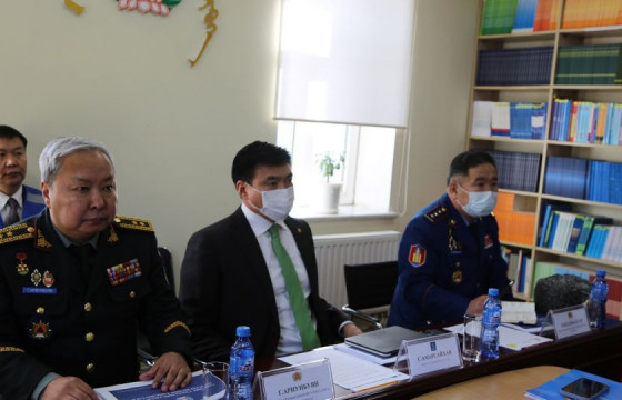 Монгол Улсын Шадар сайд С.Амарсайхан “Гамшиг судлалын үндэсний хүрээлэн”-ийн  үйл ажиллагаатай танилцжээ