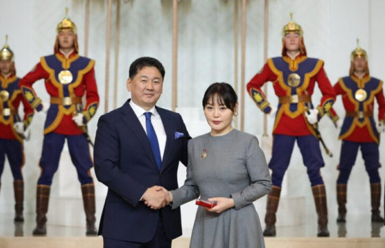 СГЗ Г.УНДАРМАА:  Эмэгтэйчүүдэд зориулсан уран бүтээл хийнэ гэж өөртөө амласан