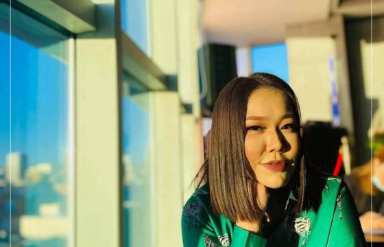 П.НОМИН:Дуртай болохоор шантарч байгаагүй