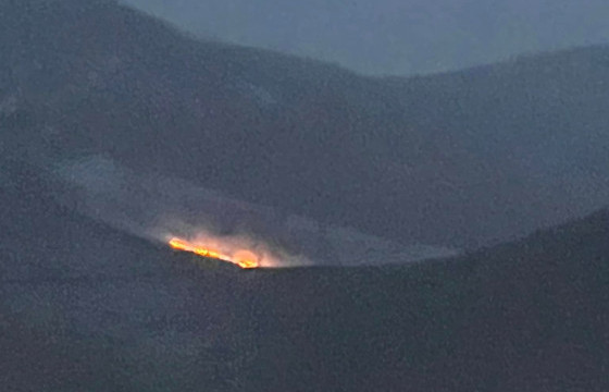 НОБГ: Богд хан уулын оройд гарсан түймрийг унтраахаар ажиллаж байна