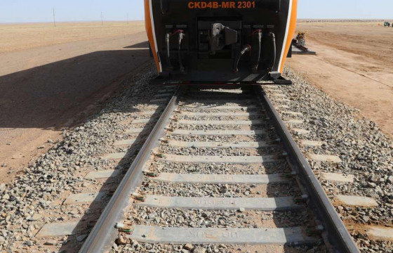 Экспортын шинэ гарц болох Зүүнбаян-Ханги чиглэлийн төмөр замын бүтээн байгуулалт эхэллээ