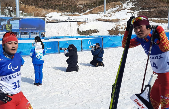 Паралимпын наадмын эрэгтэйчүүдийн цанын уралдаан болж Ц.Дашдорж 14 дүгээр байрт орлоо
