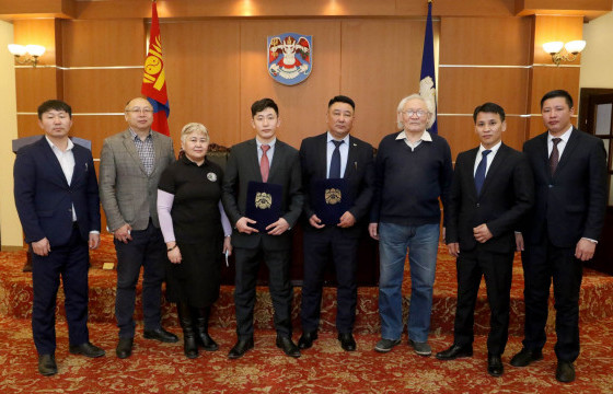 Шилдэг багш нарын ур чадвар, заах аргыг өвлүүлэх, сурагчдын хоцрогдол арилгахад хамтран ажиллана