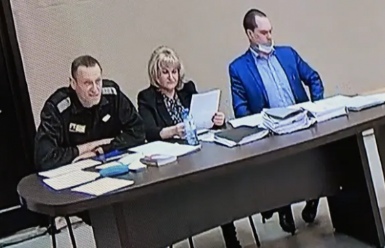Оросын прокурорууд Алексей Навальныйд 13 жилийн хорих ял оноохыг шаарджээ