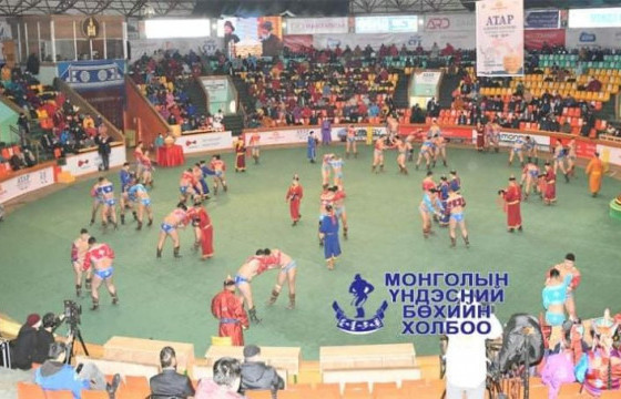 Монгол цэргийн баярт зориулсан 256 бөхийн барилдаан эхэллээ