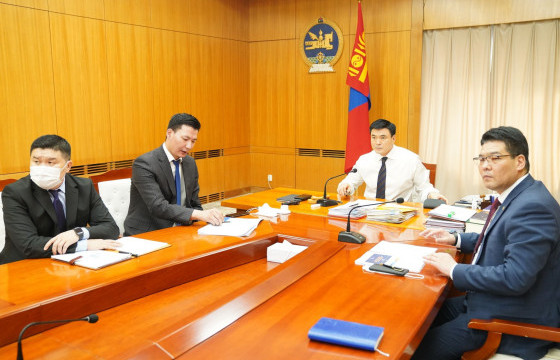 Шар түвшинд шилжсэнтэй холбоотойгоор халдварын эсрэг хариу арга хэмжээг цаашид ЭМЯ, ХӨСҮТ гардан хариуцна 