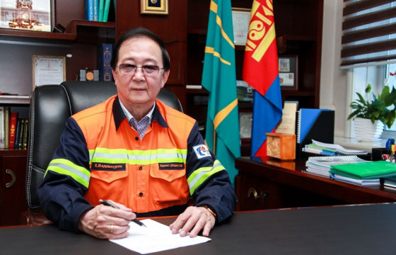  “Эрдэнэт” үйлдвэрийн захирал Х.Бадамсүрэн Чөлөөт бөхийн холбооны Ерөнхийлөгч болжээ