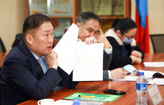 Иргэд тулгамдсан асуудлаа шийдүүлэхээр Нийслэлийн Ерөнхий архитектортай уулзлаа 