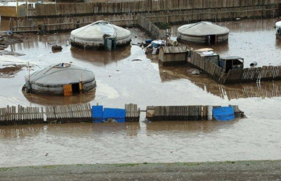 НМХГ: Улаанбаатарт 3327 айл үерийн эрсдэлтэй бүсэд суурьшсан байна