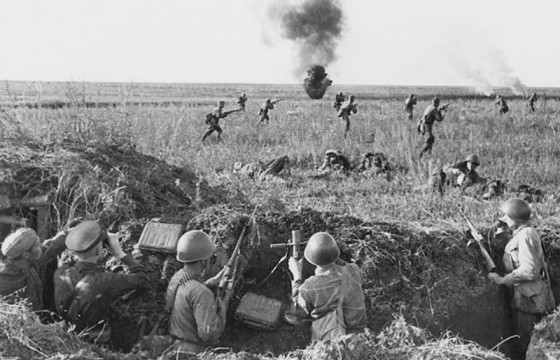 ТҮҮНИЙГ БУУРАЛ ХЯРУУ УНАСАН НАМРЫН ӨГЛӨӨ БУУДСАН ЮМ ГЭНЭ ЛЭЭ...-IV