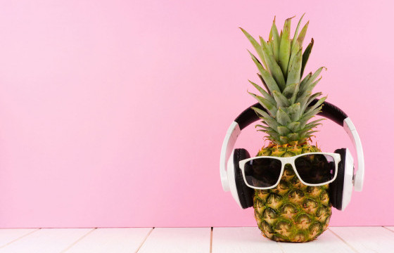 Амралтын өдрийг тань 