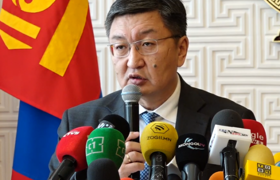 Ерөнхийлөгч У.Хүрэлсүх архины хатуулгыг бууруулах зарлиг гаргалаа