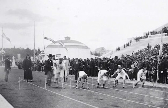 ЭНЭ ӨДӨР ДЭЛХИЙН ТҮҮХЭНД: Орчин үеийн олимпын анхдугаар наадмыг зохион байгуулав