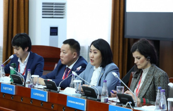 “Ажиллах хүч, ажлын байрны ирээдүй” сэдвээр салбар хуралдаан боллоо