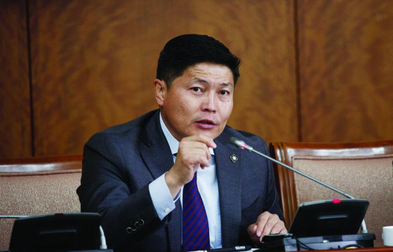  Х.НЯМБААТАР: Залуусын жагсаалаас үүдэлтэй 