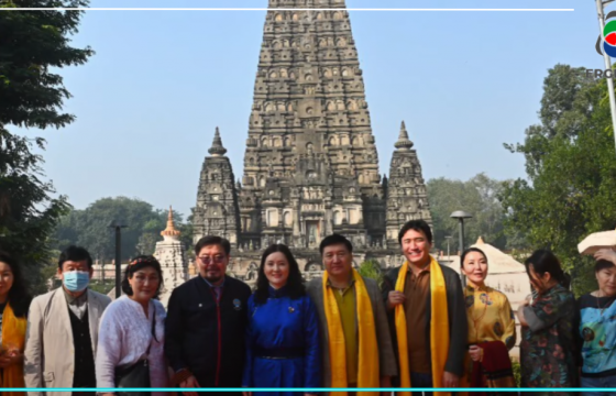 УИХ-ЫН ДАРГА Г.ЗАНДАНШАТАР ЭХНЭР Г.ОТГОНГЭРЭЛ БОЛОН УИХ-ЫН ГИШҮҮДИЙН ЭХНЭРҮҮДИЙГ ЭНЭТХЭГЭЭР “ЗУГААЛУУЛЖЭЭ” 