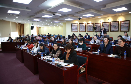 Нийслэл, дүүргийн ИТХ-ын албан хаагчдад чадавхжуулах сургалтыг зохион байгуулжээ