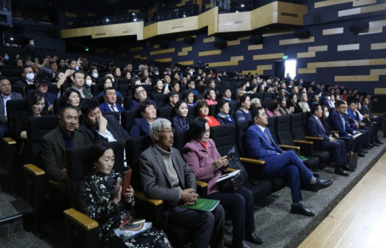 Тариаланчдын улсын зөвлөгөөн хоёр дахь өдрөө үргэлжилж байна