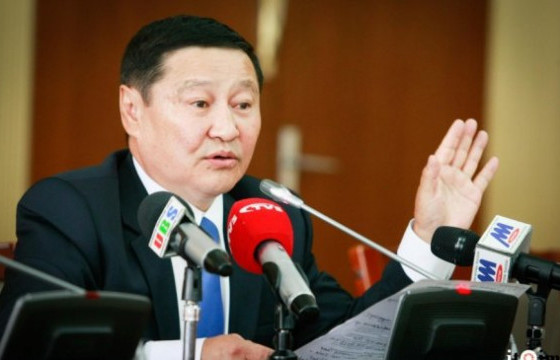 Н.АЛТАНХУЯГ: 33 хувийг ард иргэд эзэмших тогтоолын төслийг өргөн мэдүүллээ