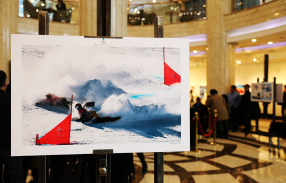  “Олимпын тэнгэр дэх фото бамбар” үзэсгэлэн нээлтээ хийлээ