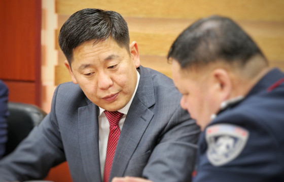 УИХ-ЫН ГИШҮҮН Ж.ГАНБААТАРЫН УРГИЙН МОДЫГ “ЦЭЦЭГЛҮҮЛЭГЧ” БАЯНГОЛ ДҮҮРГИЙН ЗАСАГ ДАРГА Ө.СУМЪЯАБААТАРЫГ ОГЦРУУЛАХ САНАЛД 29 ТӨЛӨӨЛӨГЧ НЭГДЖЭЭ 