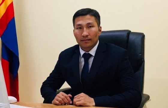 Ардчилсан намын Ерөнхий нарийн бичгийн даргаар томилогдсон И.Мөнхжаргал 26 дугаар хорооны Засаг дарга байсан Г.Отгонбаатарт хамтран ажиллах урилга илгээв