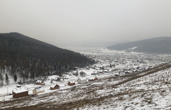 Хандгайтын аманд байшин барьж байсан иргэнийг торгожээ