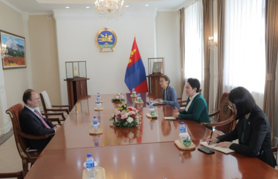 Гадаад харилцааны сайд Б.Батцэцэг Бельги Улсаас Монгол Улсад суух Элчин сайдыг хүлээн авч уулзлаа