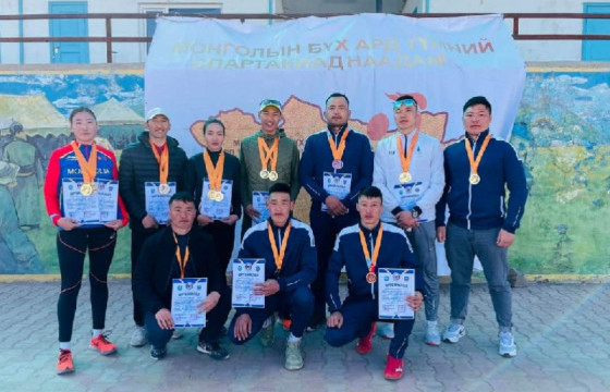 Хилчид нийт найман  медаль хүртлээ