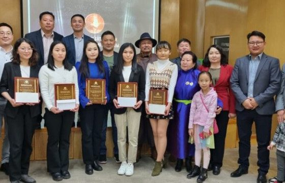 Сэтгүүлч БАТДОРЖ сангийн ес дэх уралдааны шилдгүүд тодорчээ