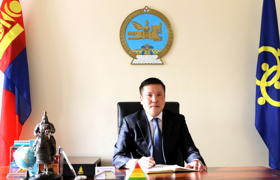 Дарханы Засаг даргын орлогч Б.Жавхлан: Гэр бүлээс гадуурх харилцаа үүсгэж, эхнэрээ машинаар дайрсан гэдэг нь гүтгэлэг 