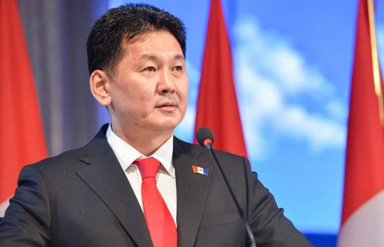 У.ХҮРЭЛСҮХ: Хичээл зүтгэл, сэтгэлээ зориулсан үе үеийн сувилагчдын гавьяат үйлсийг түүх гэрчилнэ